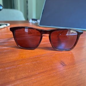Gucci Sunglasses, GG0843S
